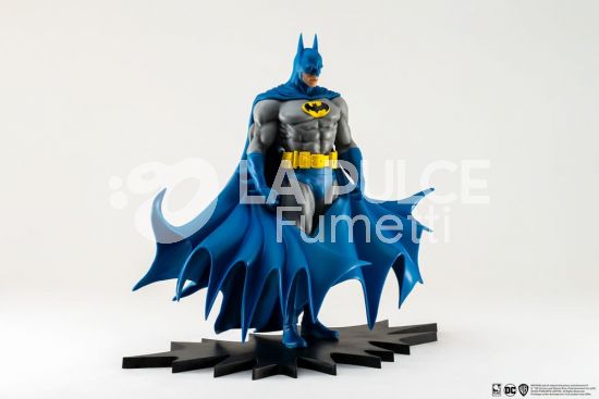 BATMAN: BATMAN CLASSIC PX PVC STATUA 1/8  27 CM